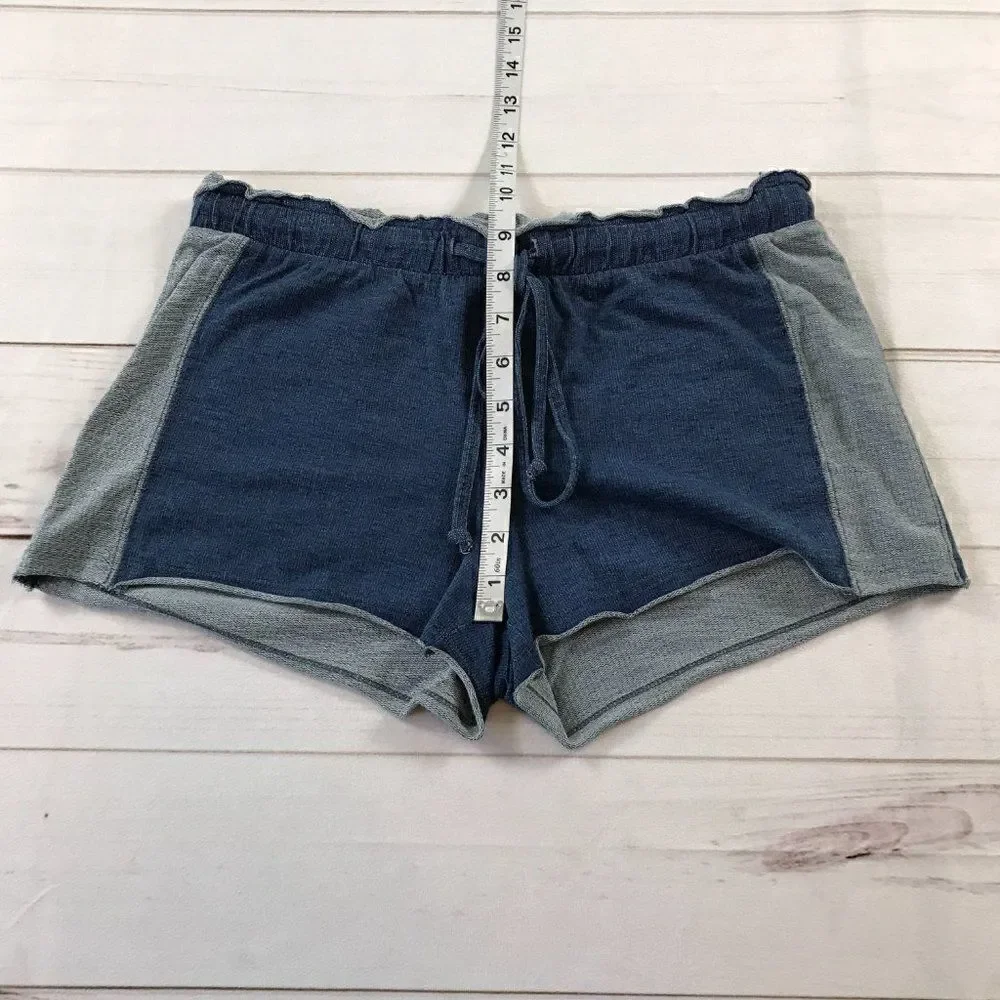Cloth & Stone Women Blue Shorts XS